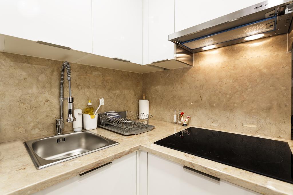 Whome | Alfama Premium
